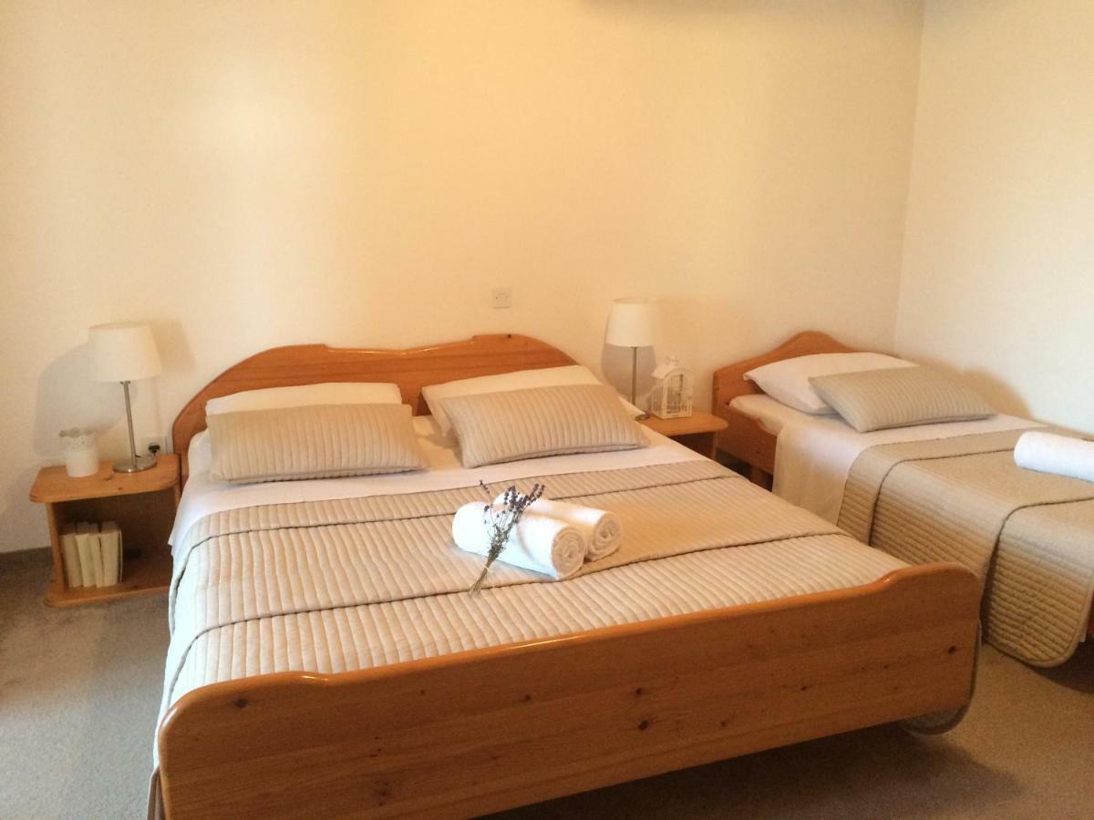 Apartments Villa Jusup Starigrad Paklenica Zewnętrze zdjęcie