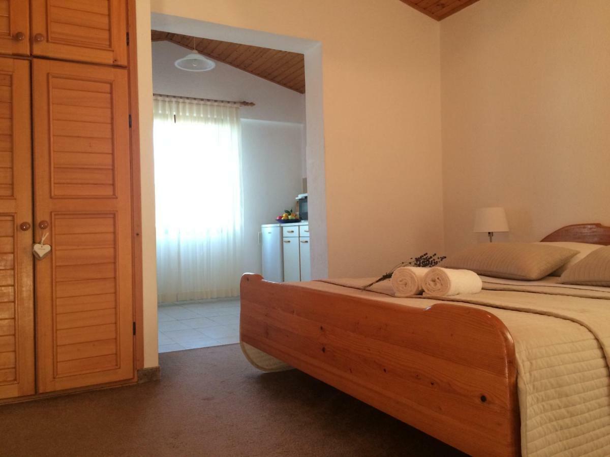 Apartments Villa Jusup Starigrad Paklenica Zewnętrze zdjęcie